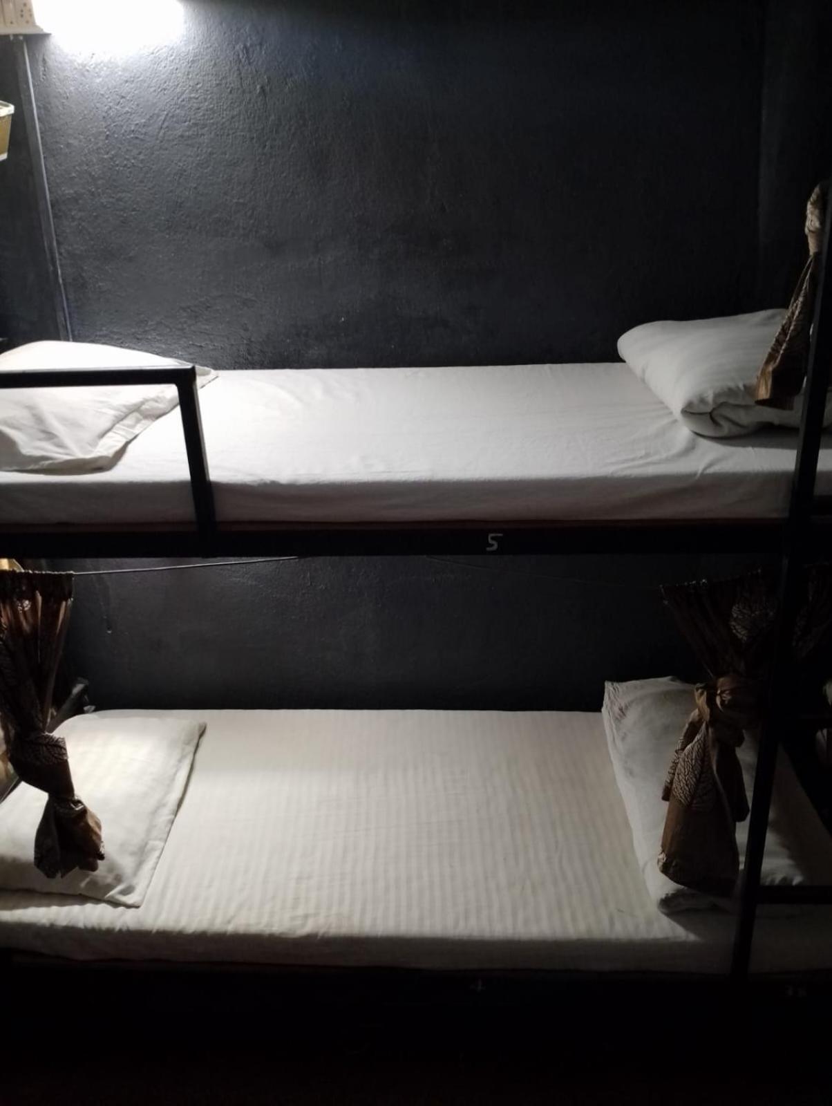 Bapuji Dormitory Hostel Bombay Esterno foto
